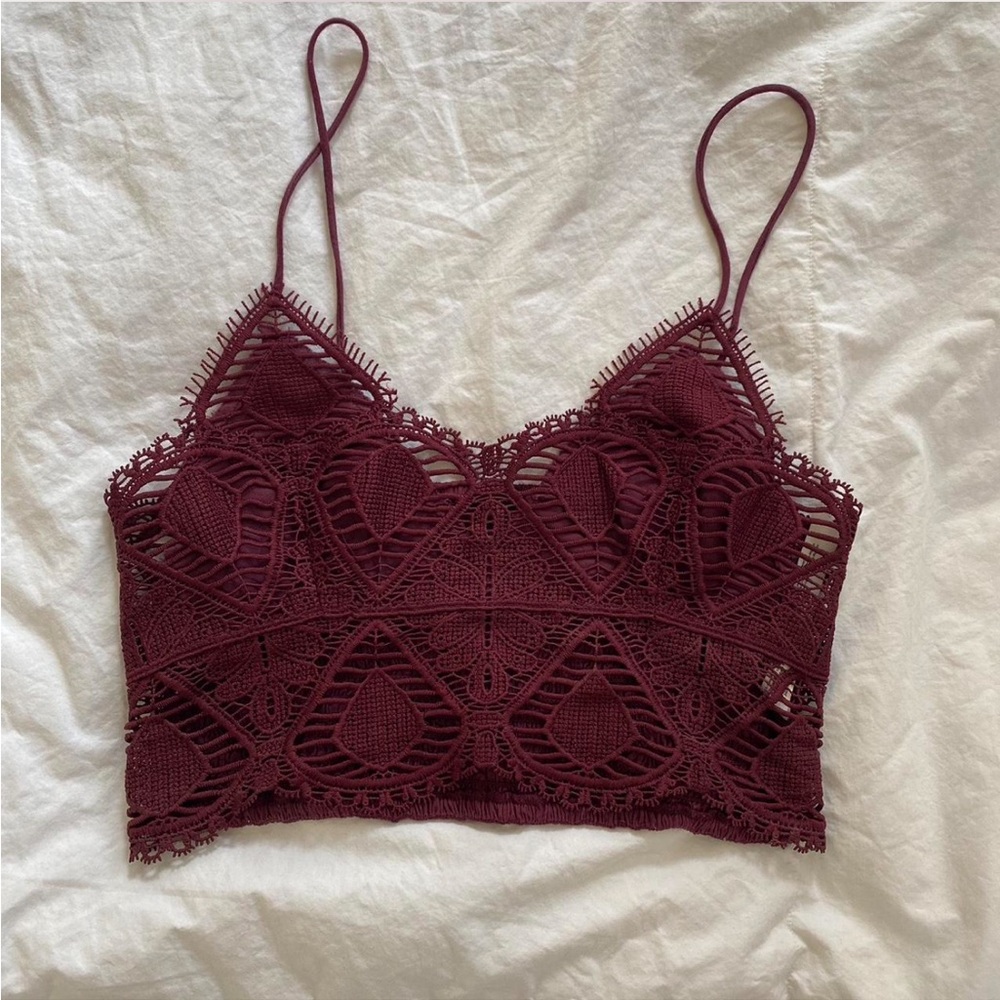 Free People Crop Tank 
cut outs
burgundy 
XS